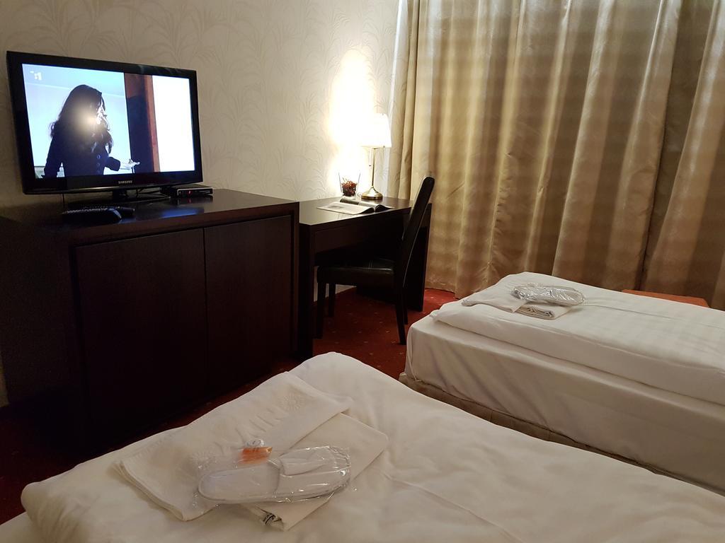 Hotel Nivy Bratislava Dış mekan fotoğraf