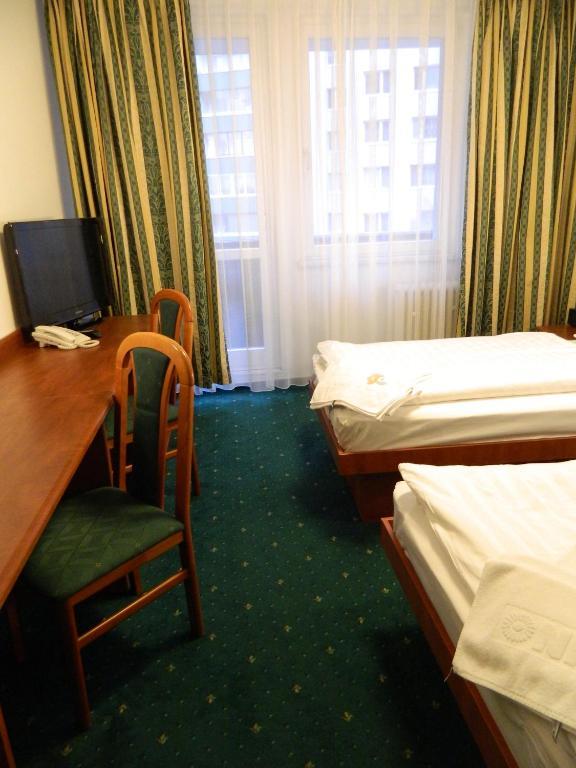 Hotel Nivy Bratislava Dış mekan fotoğraf
