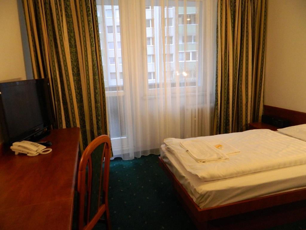 Hotel Nivy Bratislava Dış mekan fotoğraf